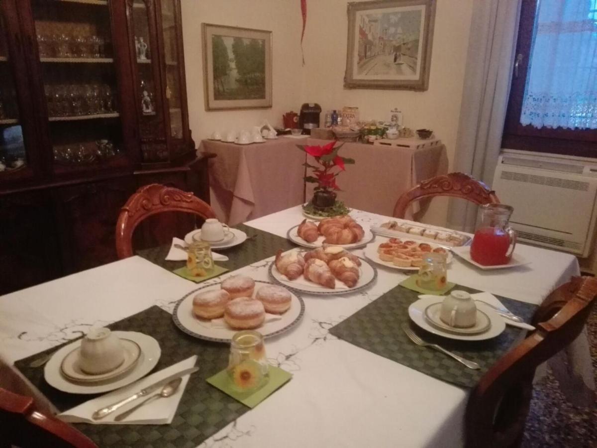 B&B Casa Manuela Mantova Eksteriør bilde